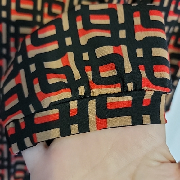 Anne Klein Size L Top Long Sleeve Elastic Cuffs Multicolor Gold Hardware Detail - Picture 5 of 12